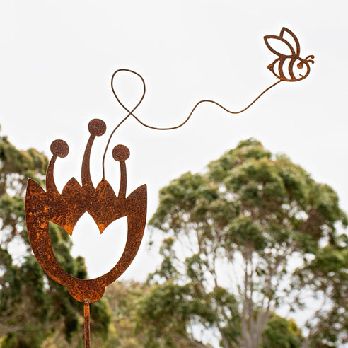 Weathering steel tulip with bee garden stake by Jane Michael, Designer Dirt in Albany, Western Australia 2021.jpg