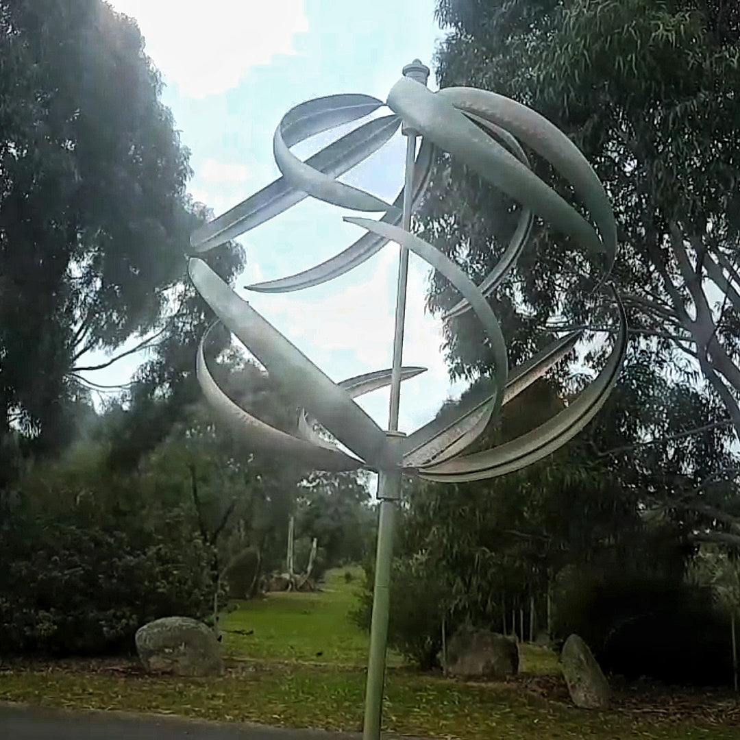 East West Wind spinner