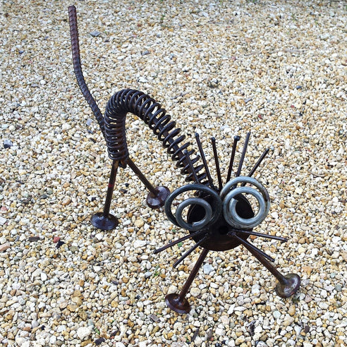 Scaredy cat recycled steel sculpture by Ian Michael, Designer Dirt  in Albany, Western Australia 2016.jpg