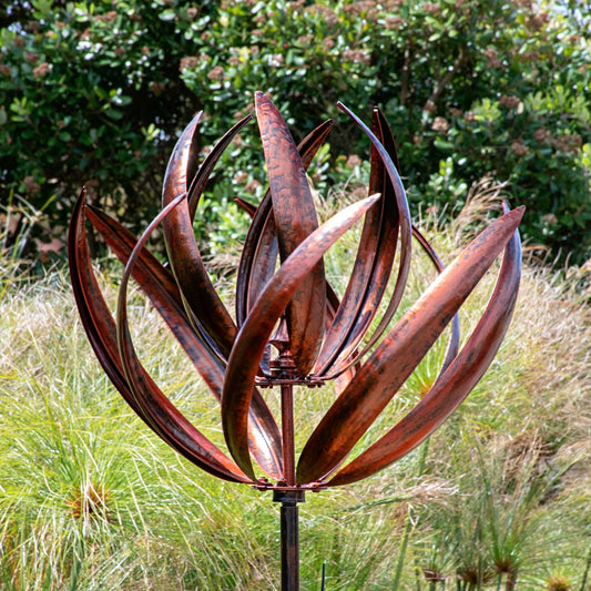 Lotus wind spinner